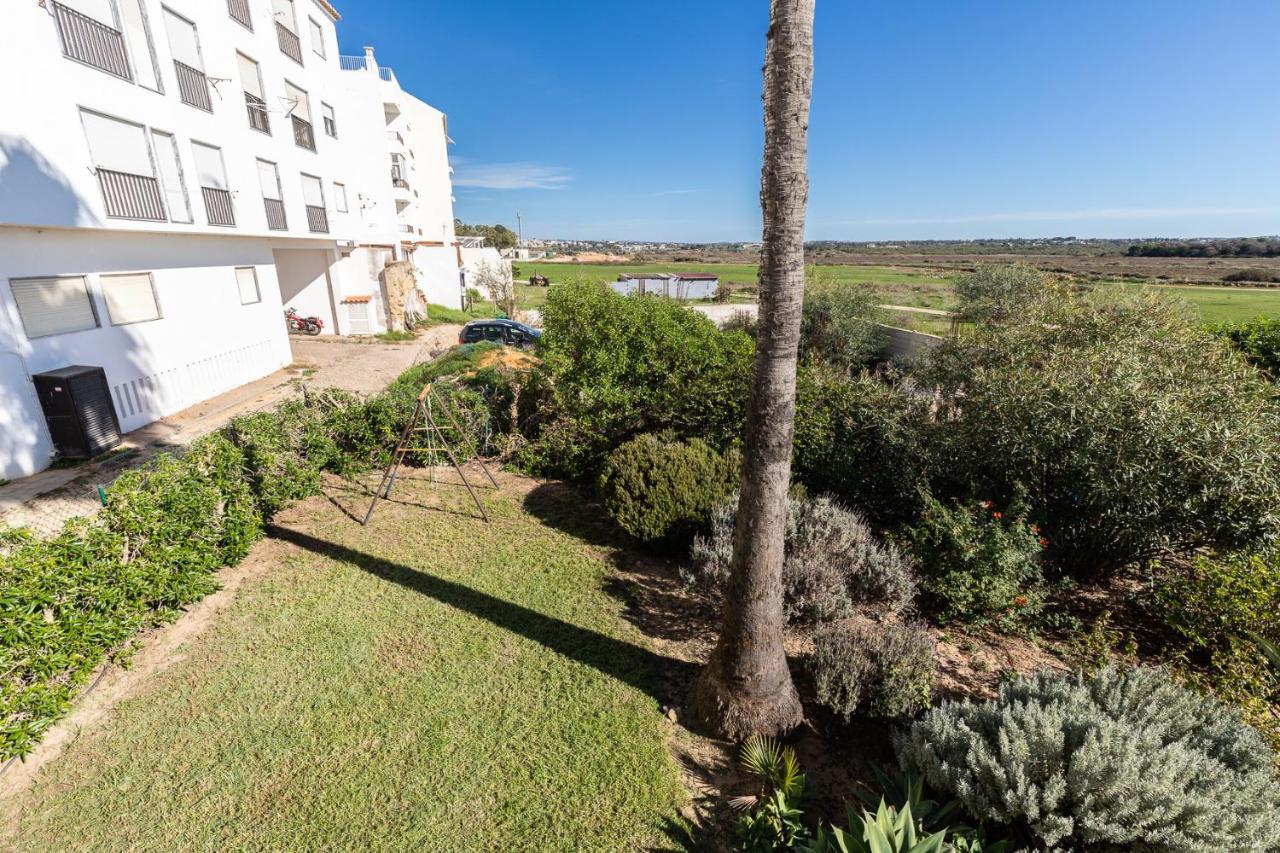 Beach Front View Armacao De Pera Flat II Eksteriør billede